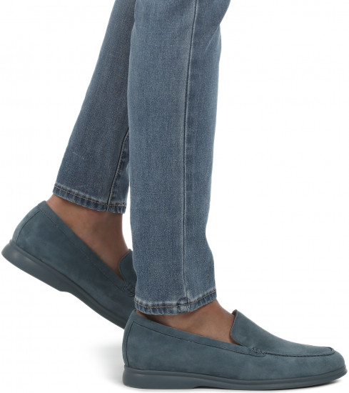 Лоферы женские