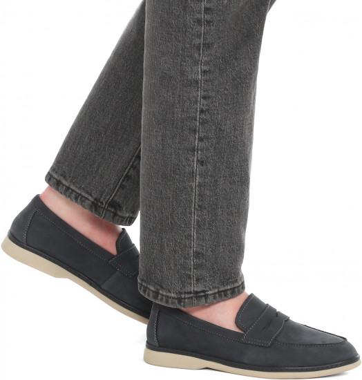 Лоферы женские