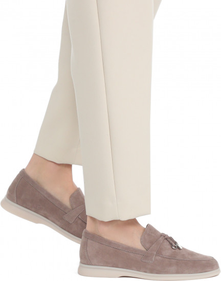 Лоферы женские