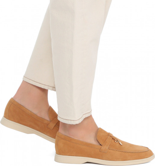 Лоферы женские