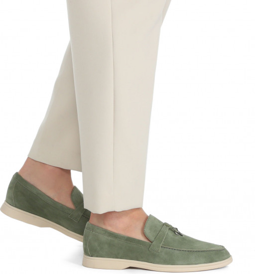 Лоферы женские