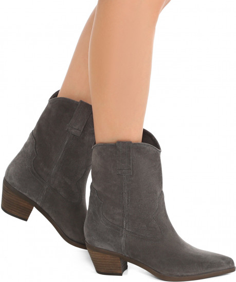 Казаки женские