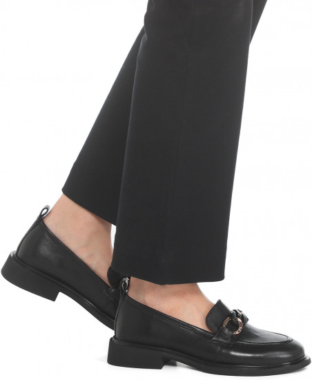 Лоферы женские