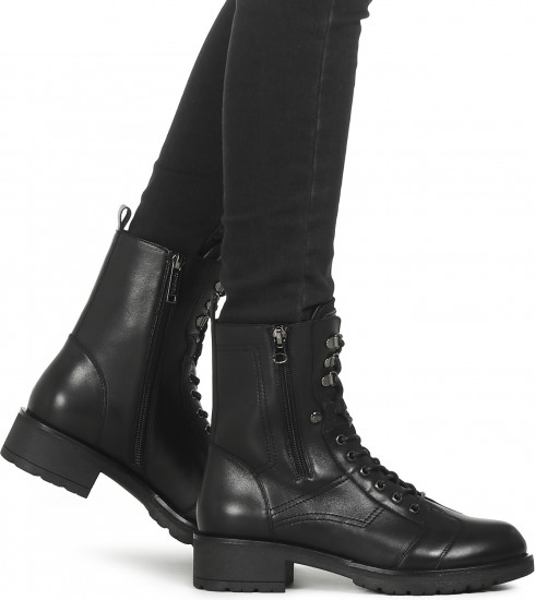 Ботинки женские