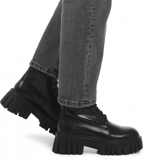 Ботинки женские