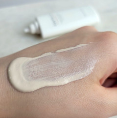 Крем для лица солнцезащитный легкий «Air-Fit Suncream Plus» SPF50+ PA++++ - Фото 3