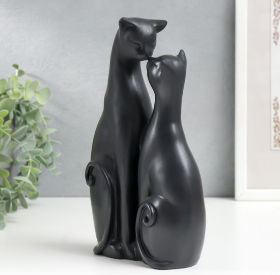 Сувенир «Кот и кошка — поцелуй»