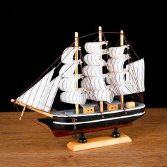 Корабль сувенирный «Ганимед» - Фото 1