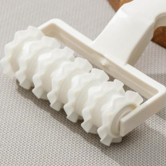 Валик для нарезки полос из теста «Волна» - Фото 1