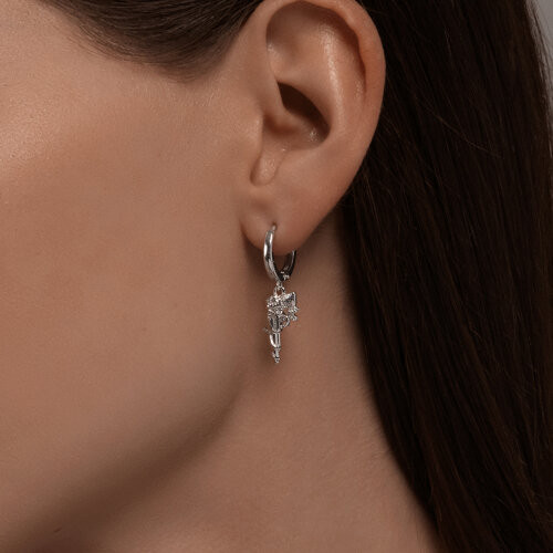 Серьга из серебра