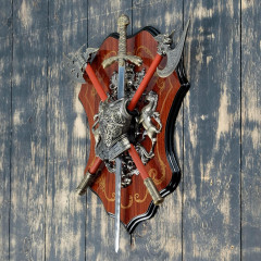 Геральдика «Конь и лев с доспехами» - Фото 2