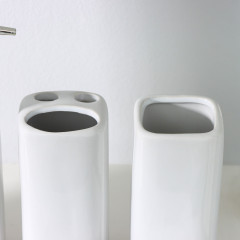 Набор аксессуаров для ванной комнаты «Статика» - Фото 2