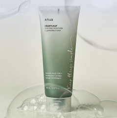 Гель-пенка для умывания с янтарной кислотой «Heartleaf Succinic Moisture Cleansing Foam» - Фото 3
