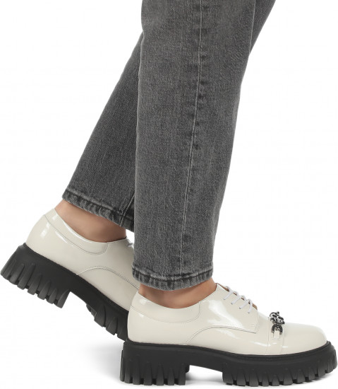 Дерби женские