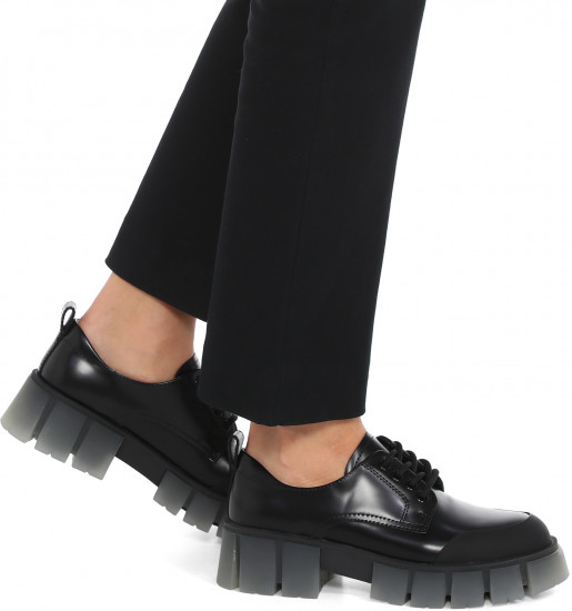 Дерби женские