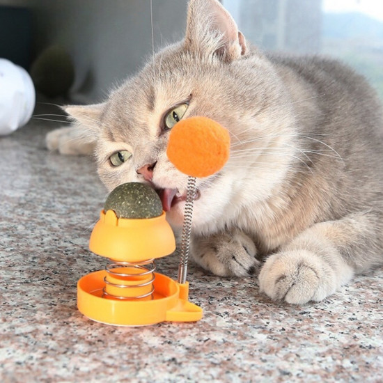 Игрушка с кошачьей мятой