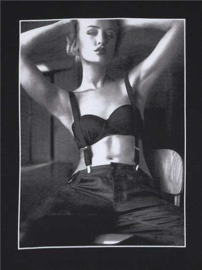 Футболка женская