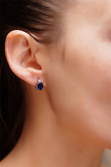 Серьги из серебра с фианитом