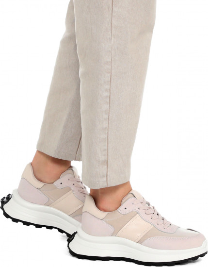 Кроссовки женские