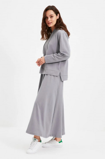 Костюм женский