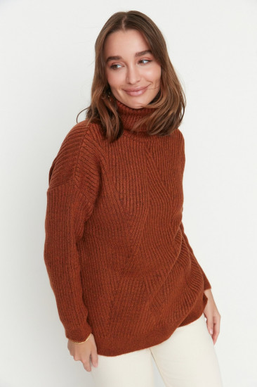 Свитер женский