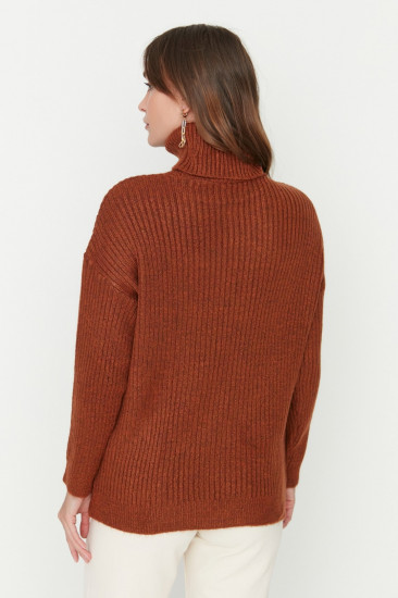 Свитер женский