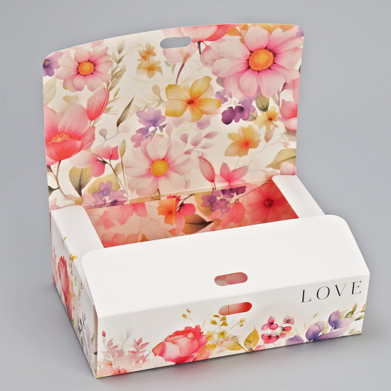 Коробка подарочная «With love»