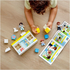 Конструктор Duplo 10968 Поход к врачу - Фото 4