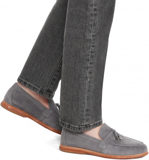 Лоферы женские