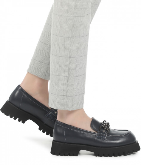 Лоферы женские