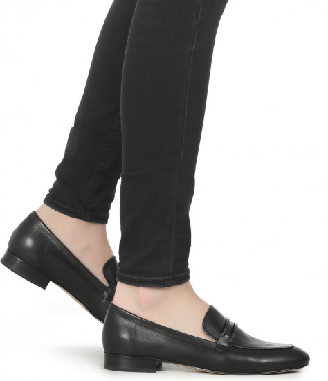 Лоферы женские