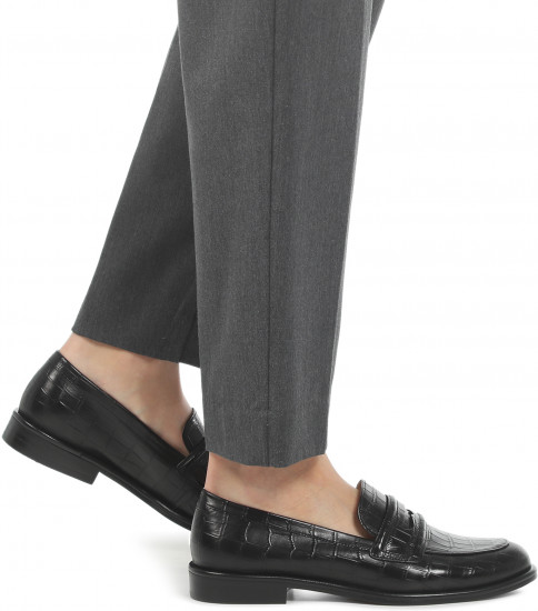 Лоферы женские