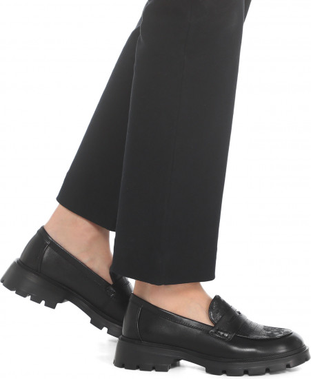 Лоферы женские