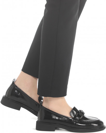 Лоферы женские