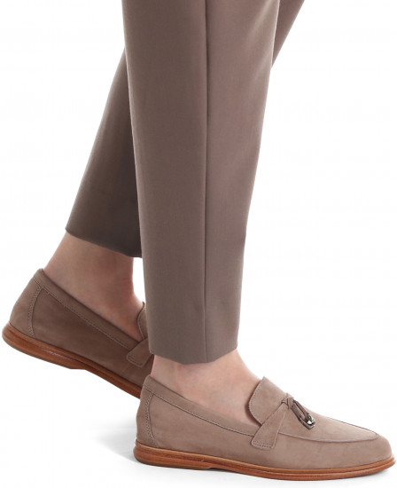 Лоферы женские