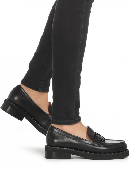 Лоферы женские