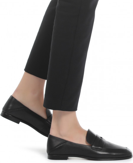 Лоферы женские