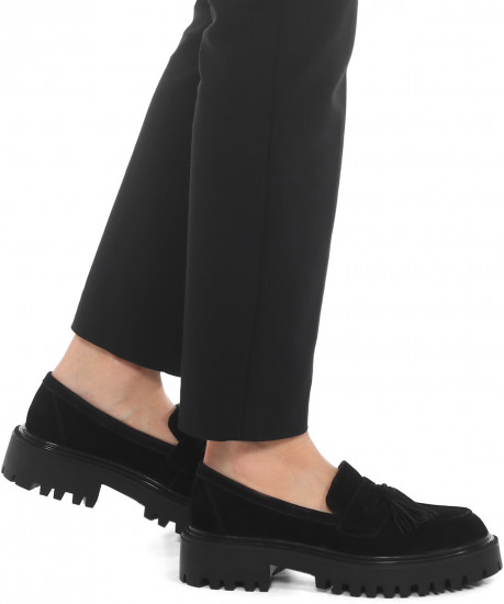 Лоферы женские