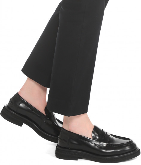 Лоферы женские