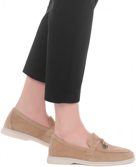 Лоферы женские