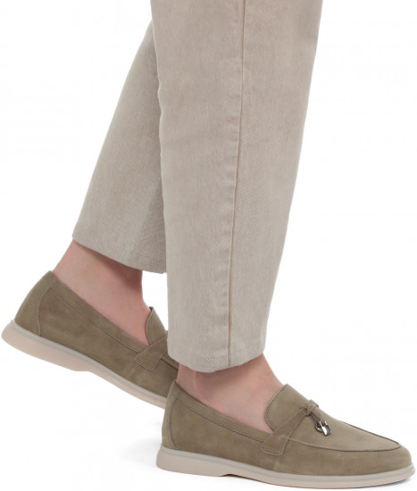 Лоферы женские