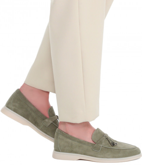 Лоферы женские