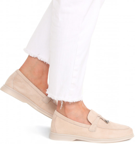 Лоферы женские