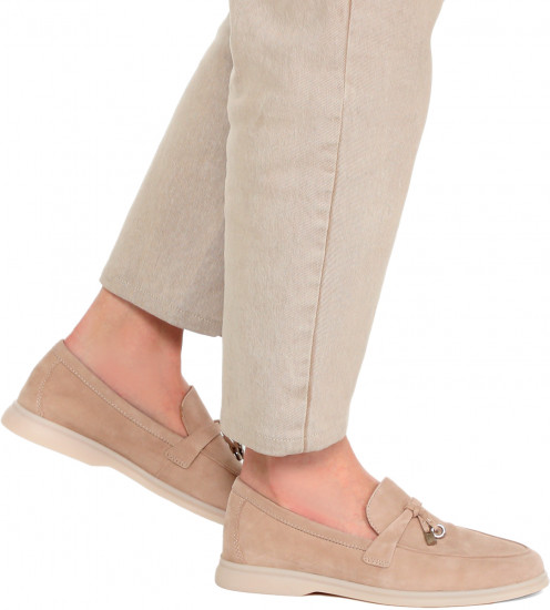 Лоферы женские