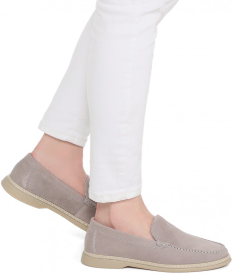 Лоферы женские