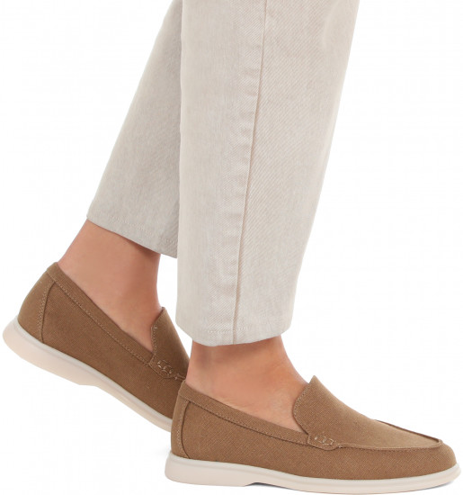 Лоферы женские