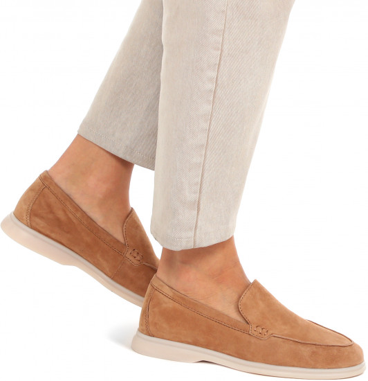 Лоферы женские