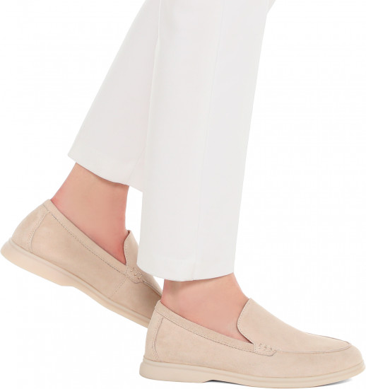 Лоферы женские