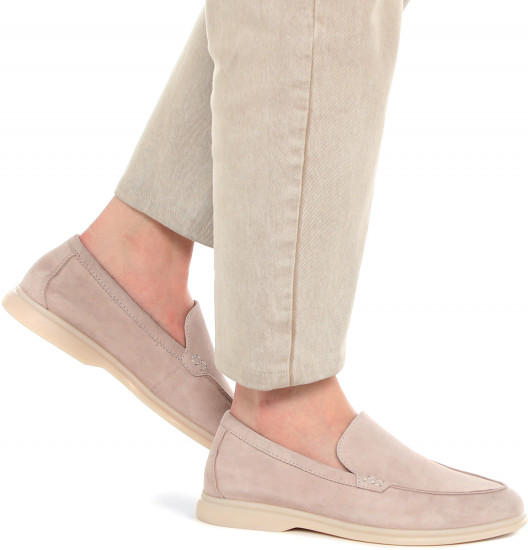 Лоферы женские