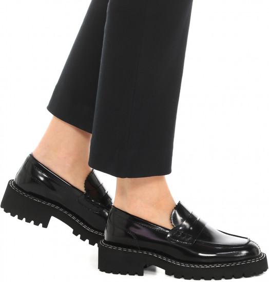 Лоферы женские